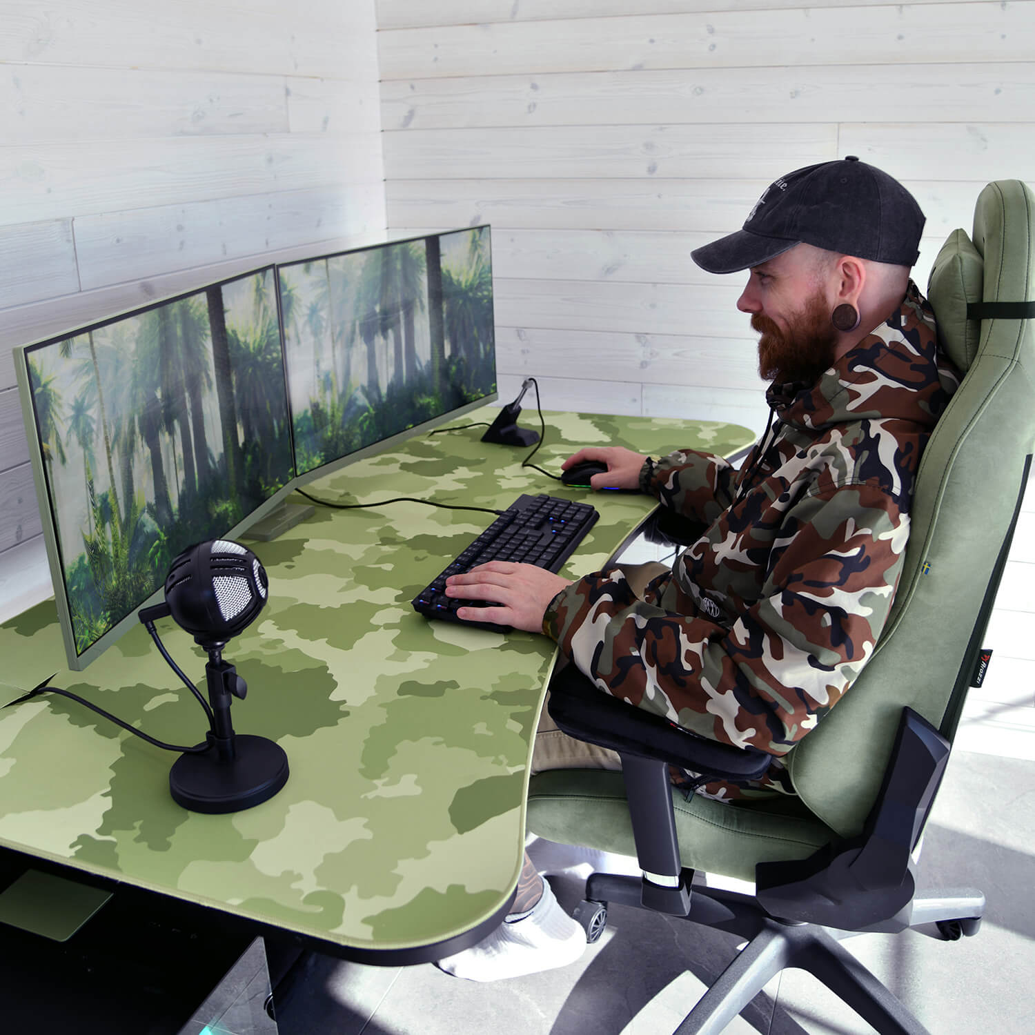 Arena Mousepad