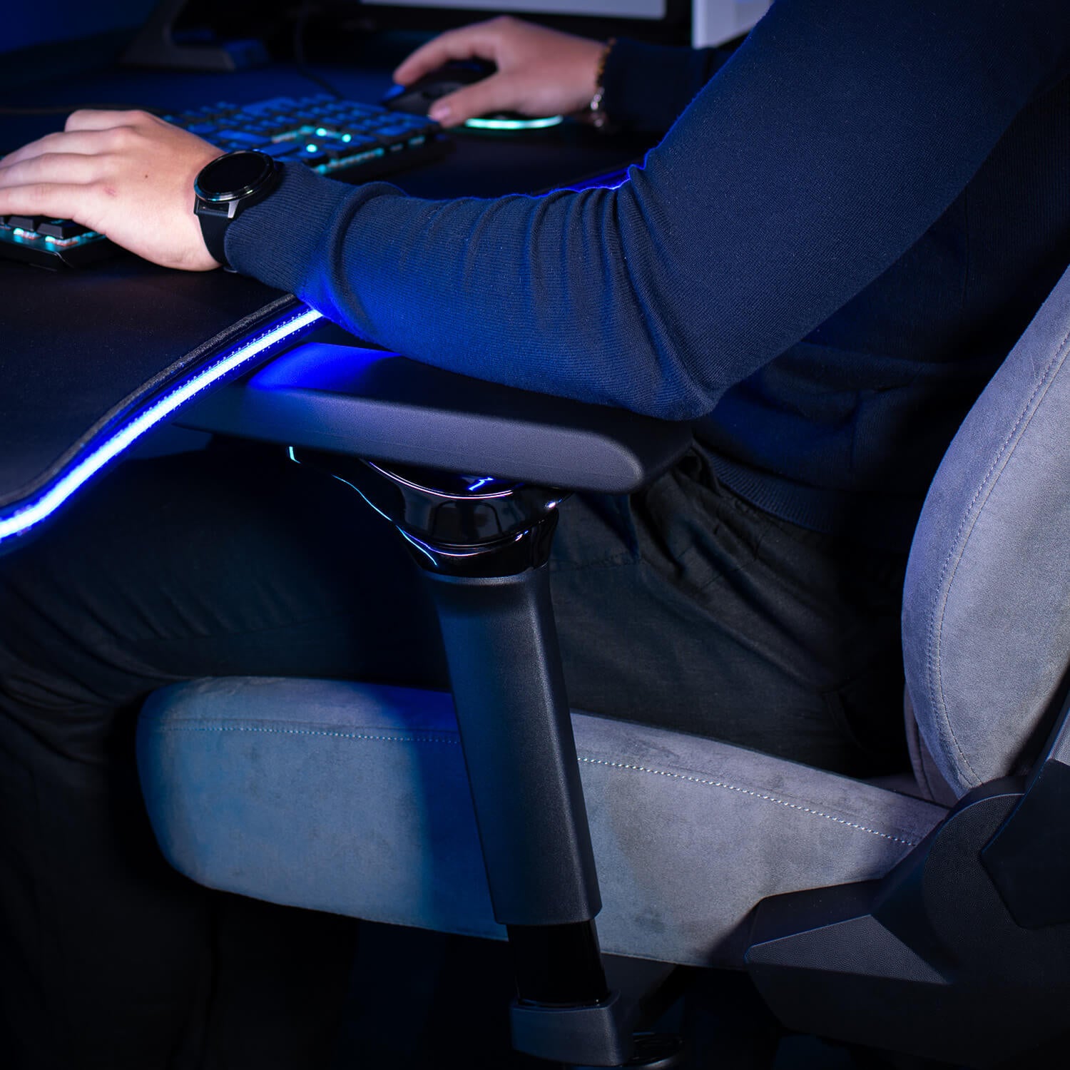 Infinity Armrests