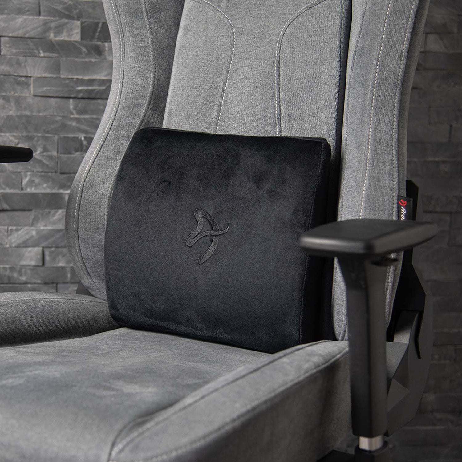 Lumbar Support Pillow Velvet Black