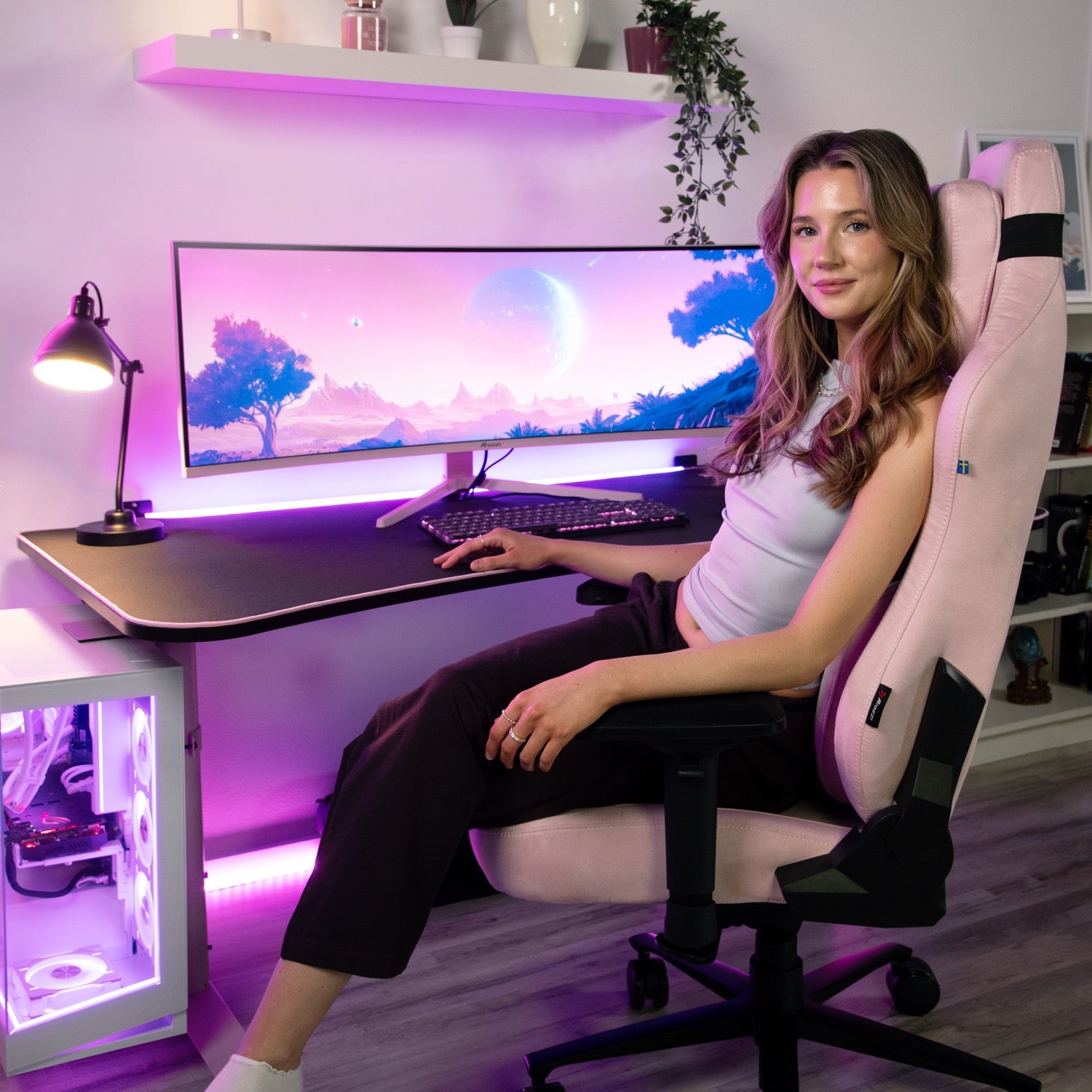 Nova 49" Curved VA 165Hz - Ultrawide Gaming Monitor